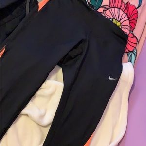 Nike leggings never worn